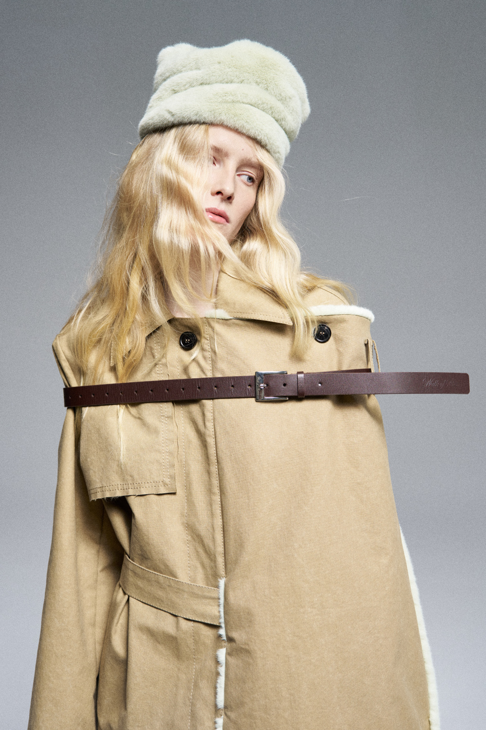 Кроп-тренч с палантином, фото 8